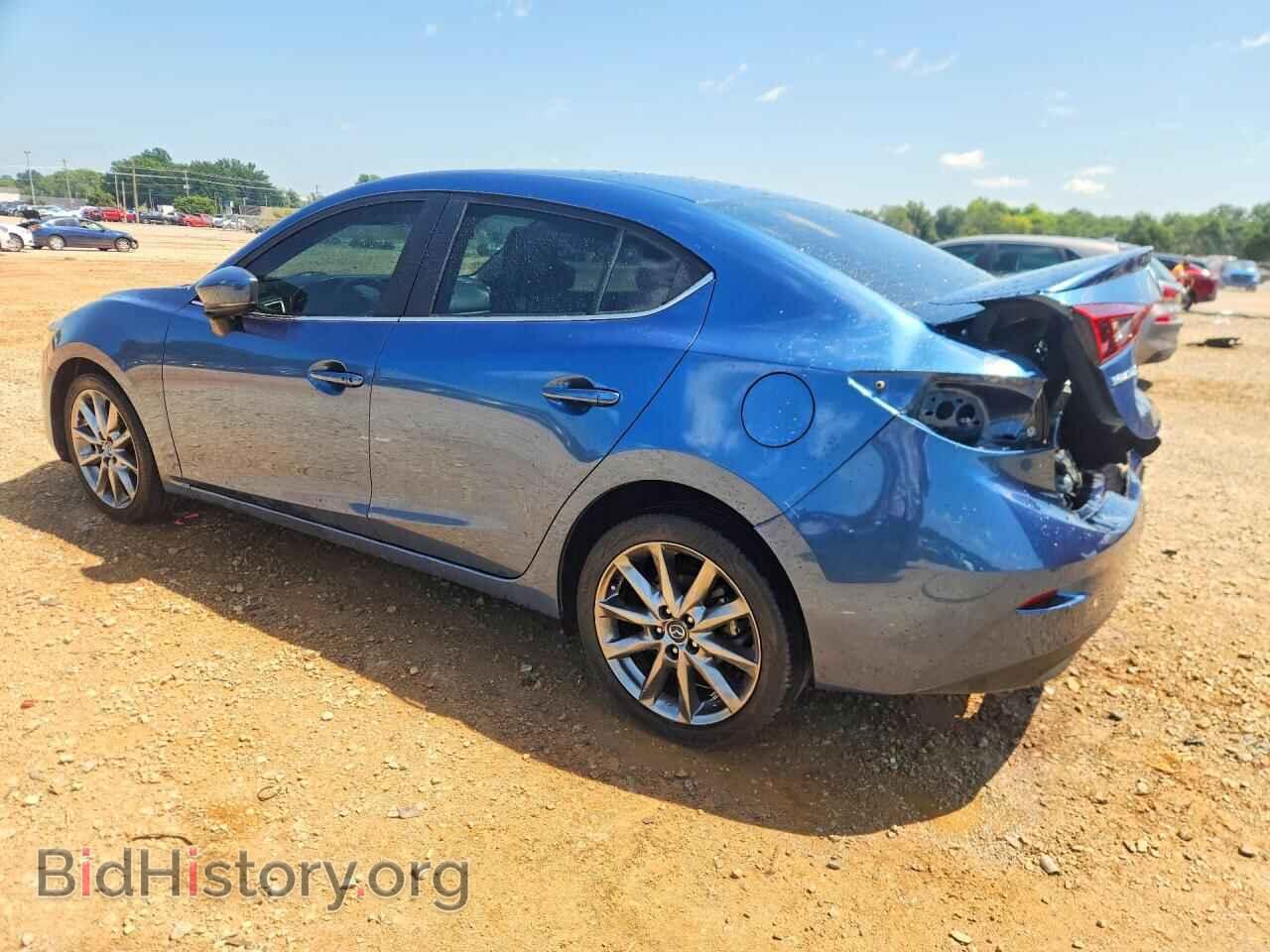 2018 MAZDA 3 - VIN: 3MZBN1V39JM193473 - Photo 2