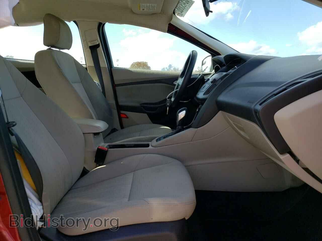 2017 FORD FOCUS - VIN: 1FADP3F21HL326946 - Photo 5