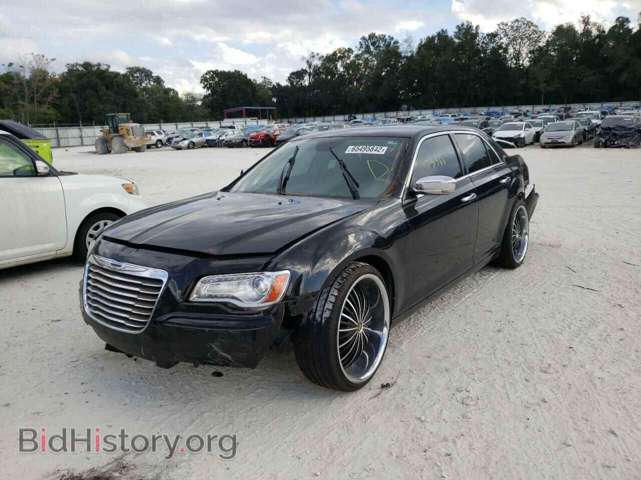 2014 CHRYSLER 300 - VIN: 2C3CCAEG8EH138781 - Фото 2