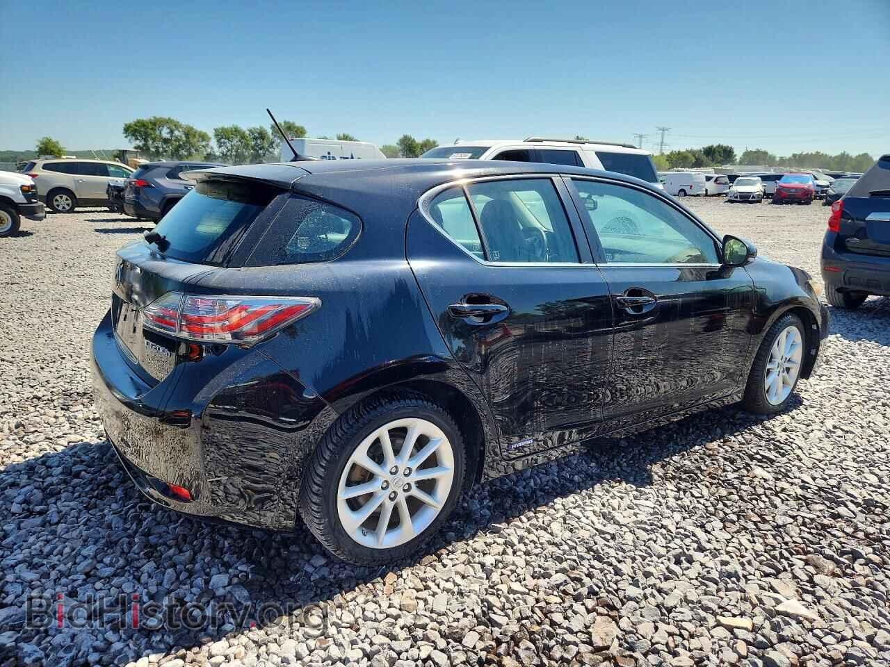 2011 LEXUS CT 200 - VIN: JTHKD5BH0B2011843 - Photo 3