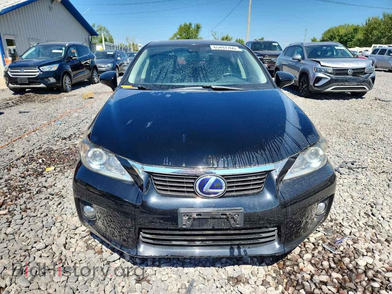 2011 LEXUS CT 200 - VIN: JTHKD5BH0B2011843 - Photo 5