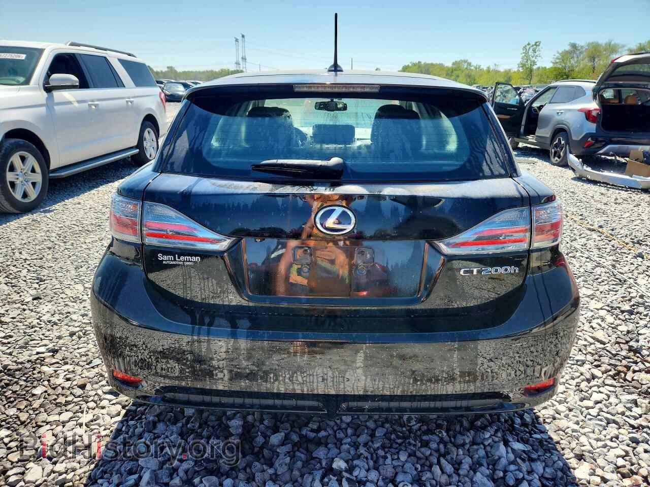 2011 LEXUS CT 200 - VIN: JTHKD5BH0B2011843 - Photo 6