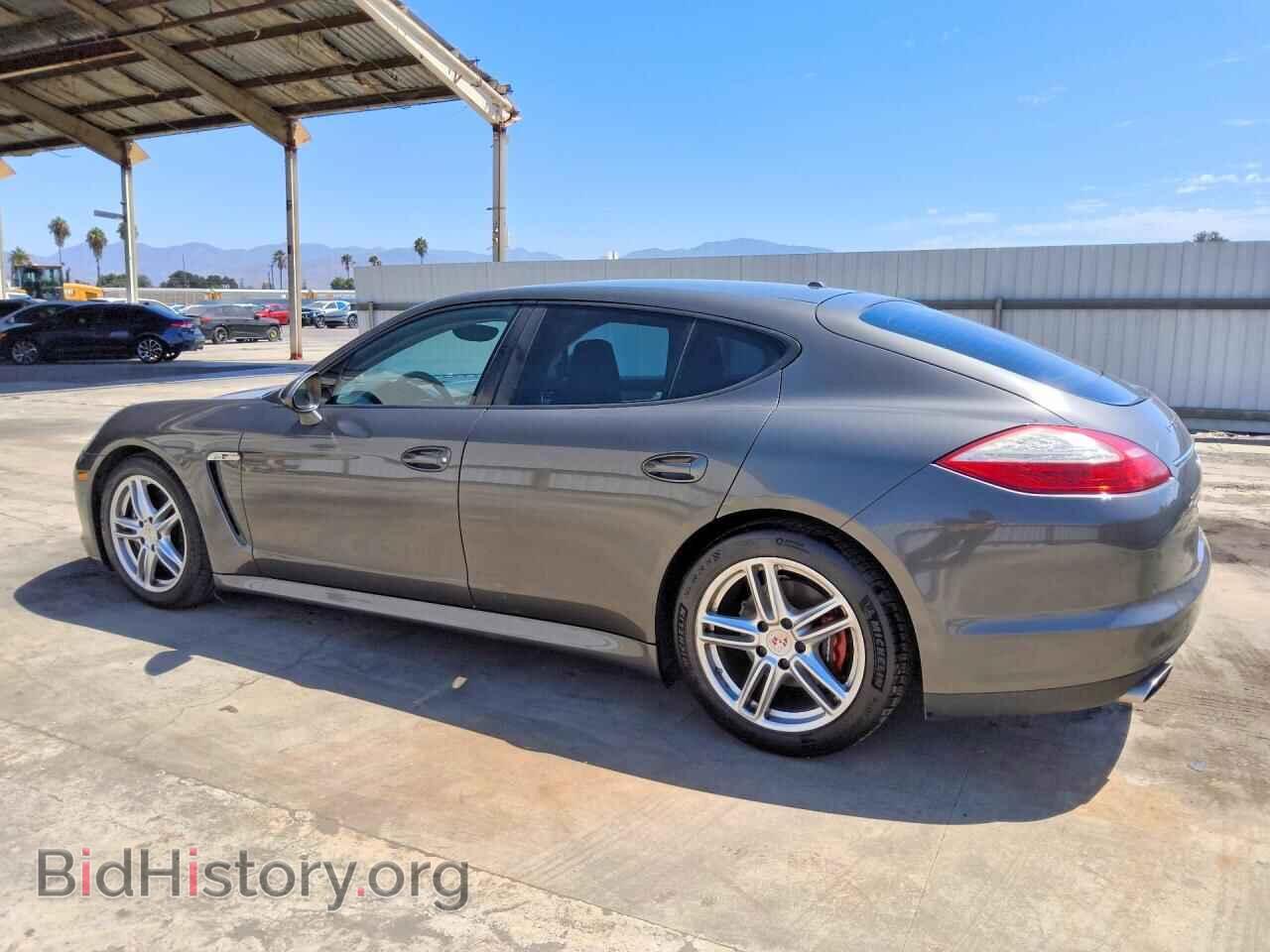 2013 PORSCHE PANAMERA - VIN: WP0AA2A70DL013943 - Фото 2