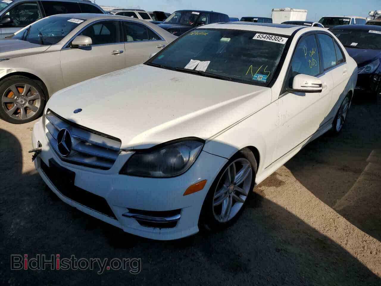 2012 MERCEDES-BENZ C-CLASS - VIN: WDDGF8BB1CR238228 - Фото 2