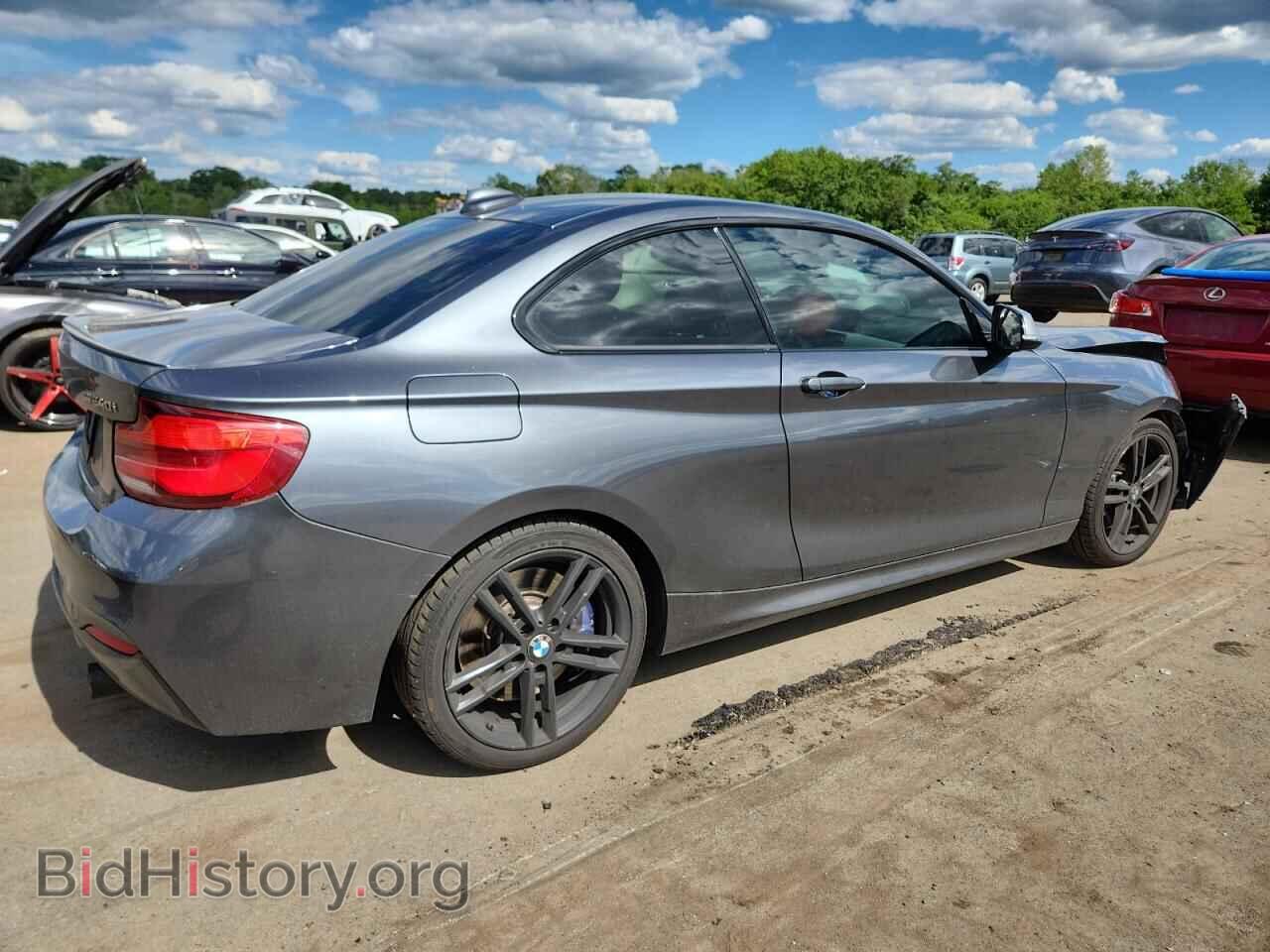 2018 BMW M2 - VIN: WBA2J5C55JVC07272 - Фото 3