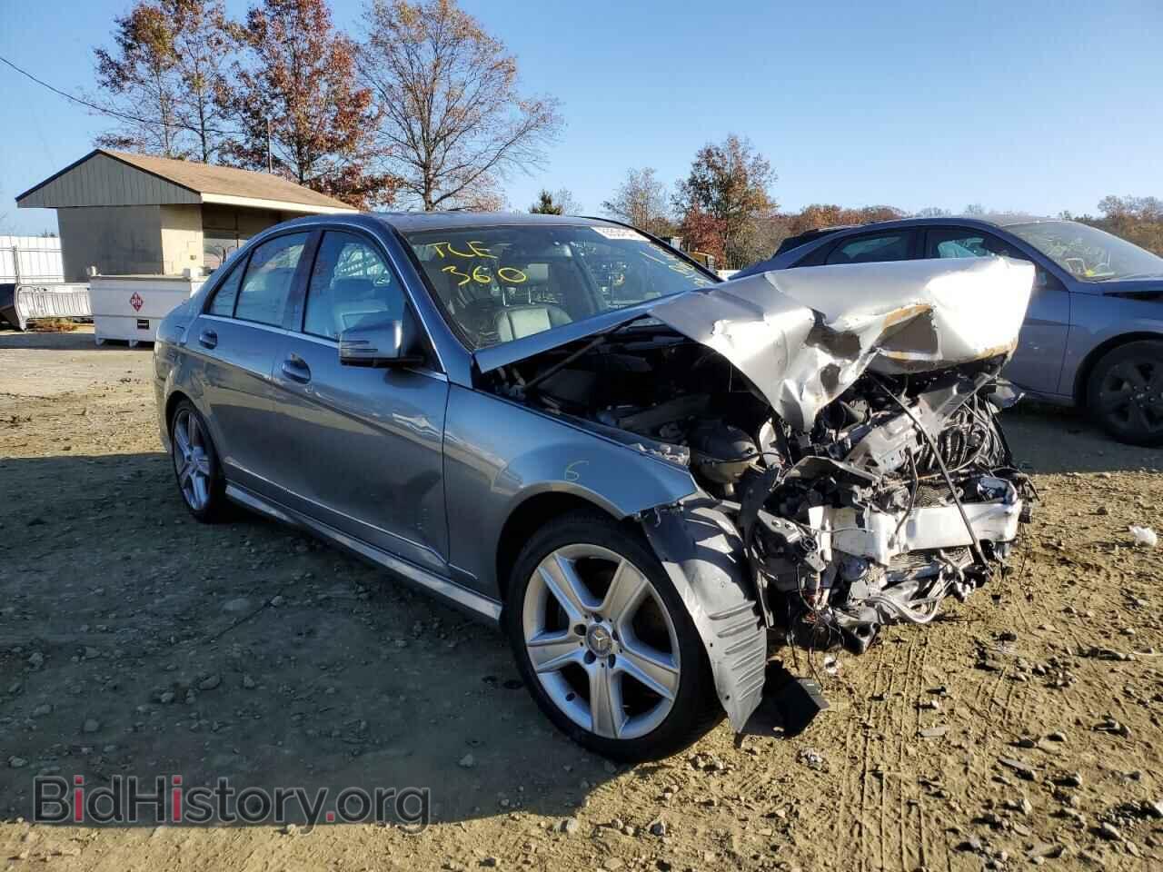 Photo WDDGF8BB6AF433532 - MERCEDES-BENZ C-CLASS 2010