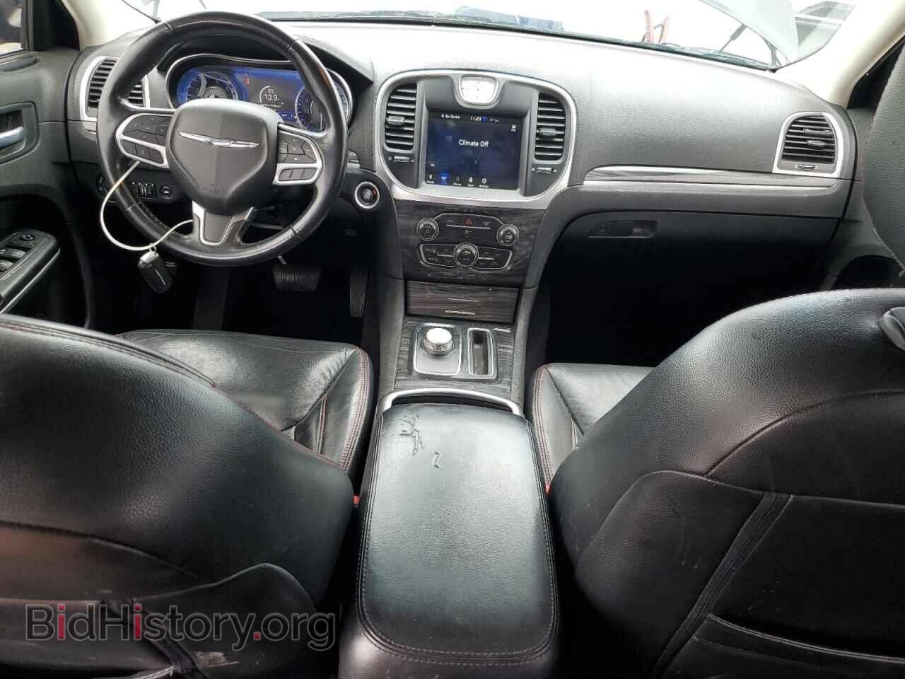 2021 CHRYSLER 300 - VIN: 2C3CCAAG0MH567000 - Фото 8