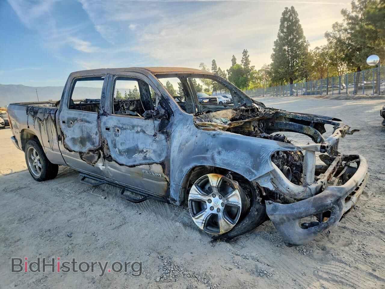 2019 RAM 1500 - VIN: 1C6SRFMT8KN784723 - Photo 4