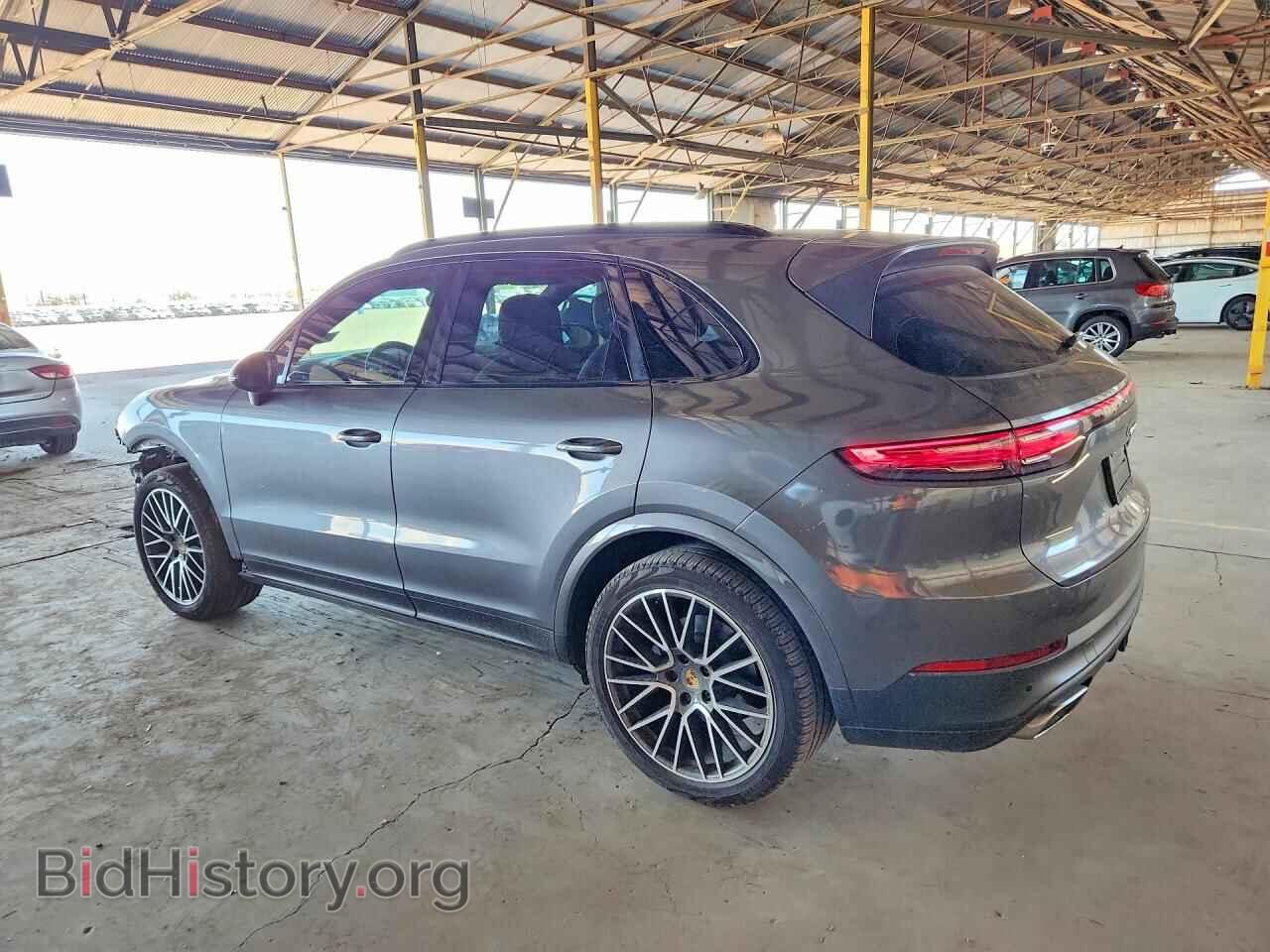 2019 PORSCHE CAYENNE - VIN: WP1AA2AY3KDA13725 - Photo 2