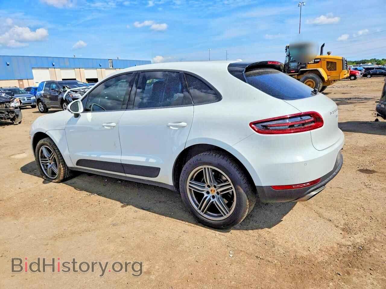 2017 PORSCHE MACAN - VIN: WP1AA2A5XHLB07492 - Photo 2