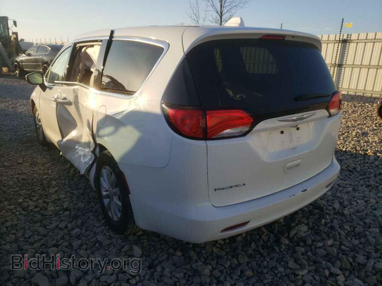 2017 CHRYSLER PACIFICA - VIN: 2C4RC1DG7HR520869 - Фото 3