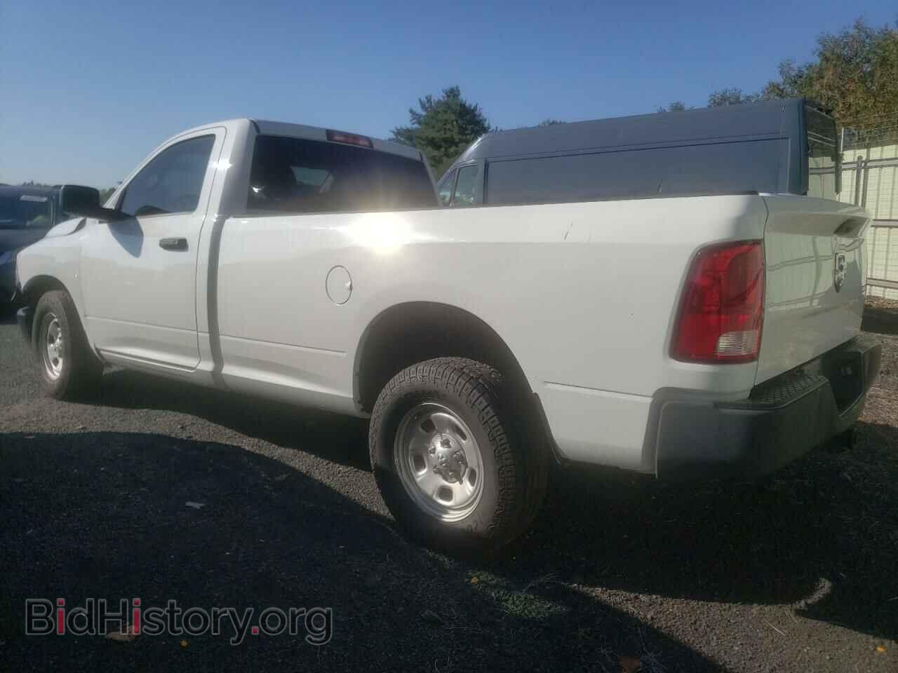 2018 RAM 1500 - VIN: 3C6JR6DG2JG162785 - Фото 2