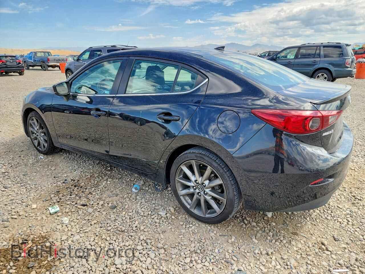 2018 MAZDA 3 - VIN: 3MZBN1V35JM273272 - Photo 2