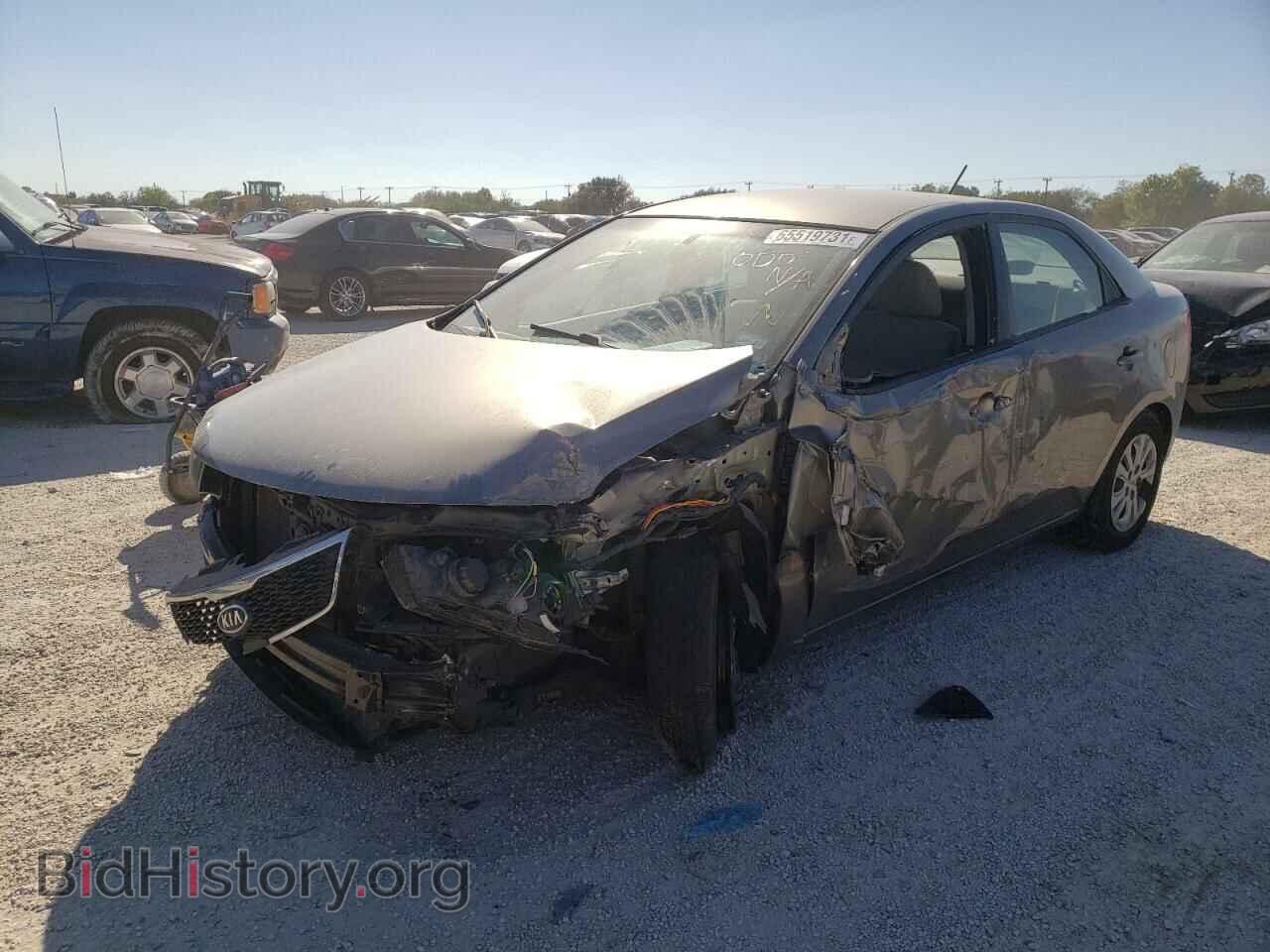 2013 KIA FORTE - VIN: KNAFU4A21D5647938 - Фото 2