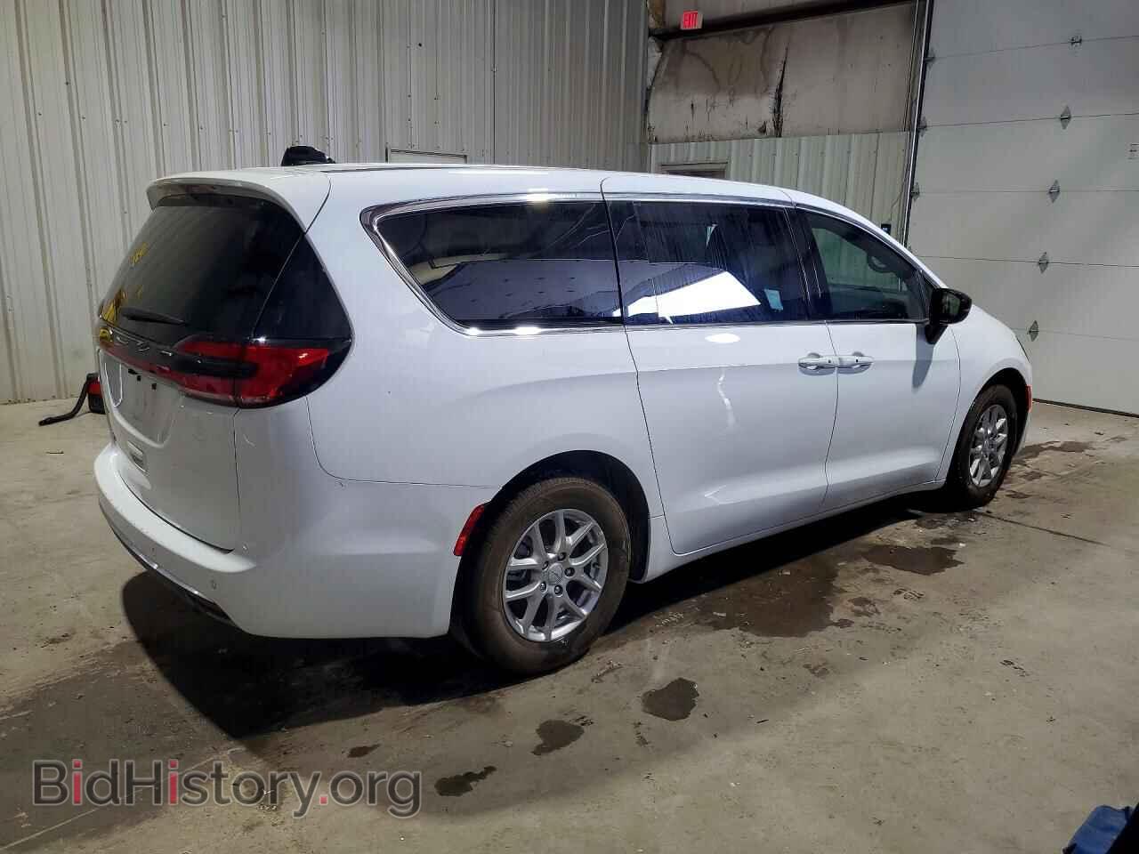 2027 CHRYSLER PACIFICA - VIN: 2C4RC1BG3VR577164 - Photo 3
