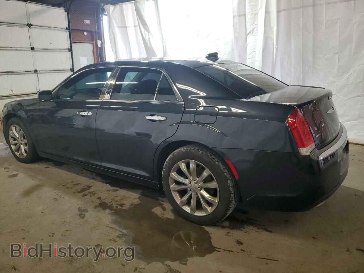 2016 CHRYSLER 300 - VIN: 2C3CCARG1GH208604 - Photo 2