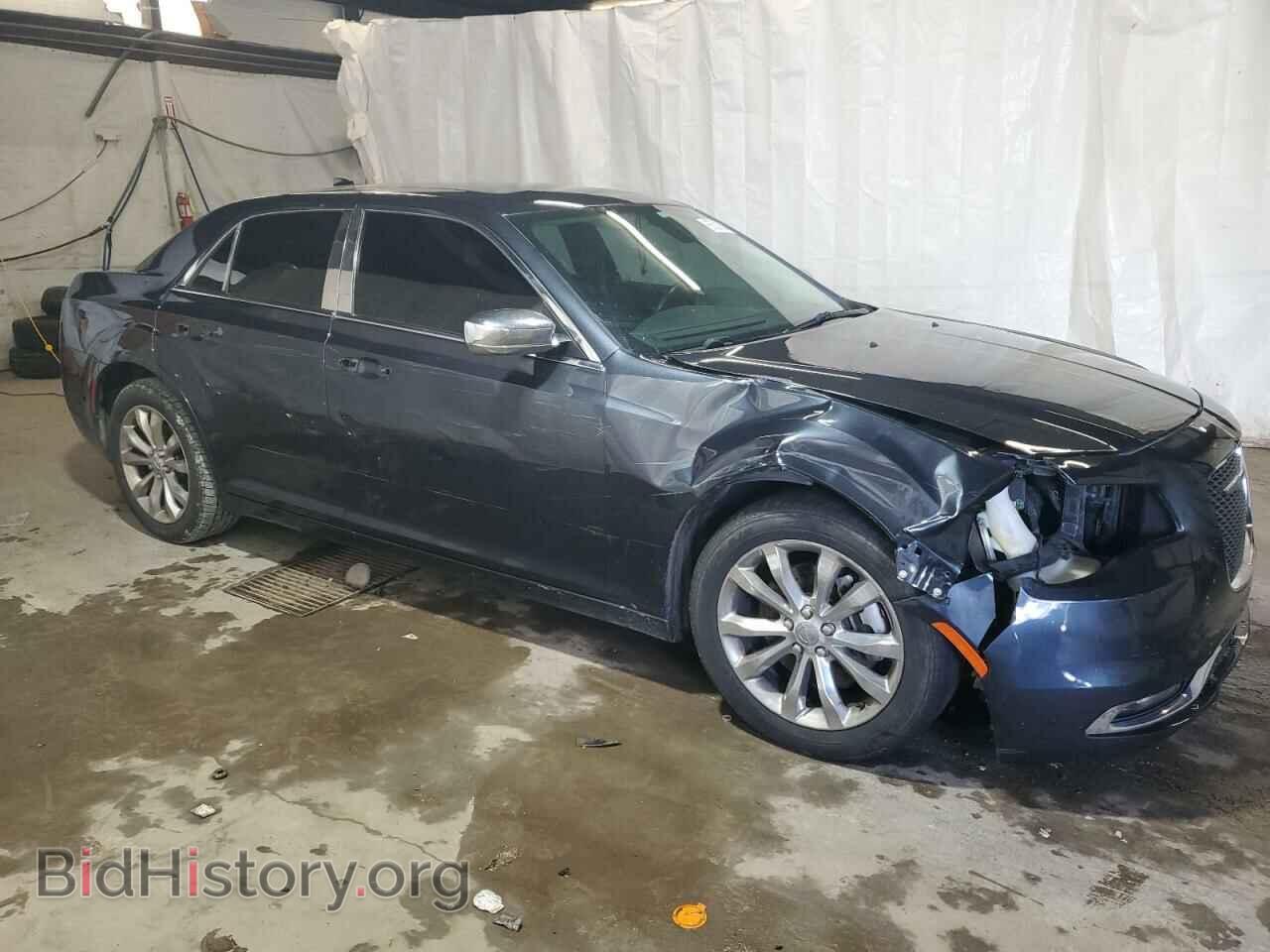 2016 CHRYSLER 300 - VIN: 2C3CCARG1GH208604 - Photo 4