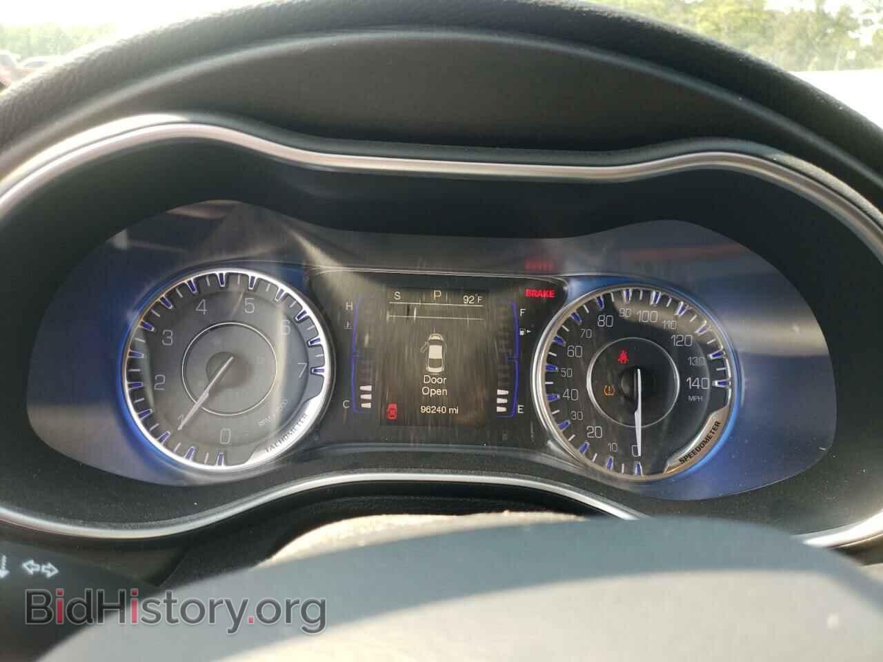 2016 CHRYSLER 200 - VIN: 1C3CCCAB8GN118739 - Фото 9
