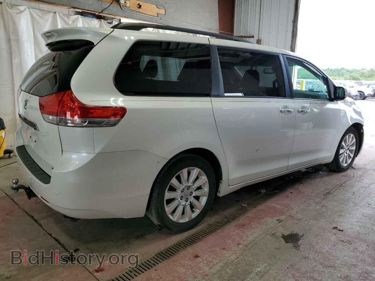 2011 TOYOTA All Models - VIN: 5TDDK3DC7BS029898 - Photo 3