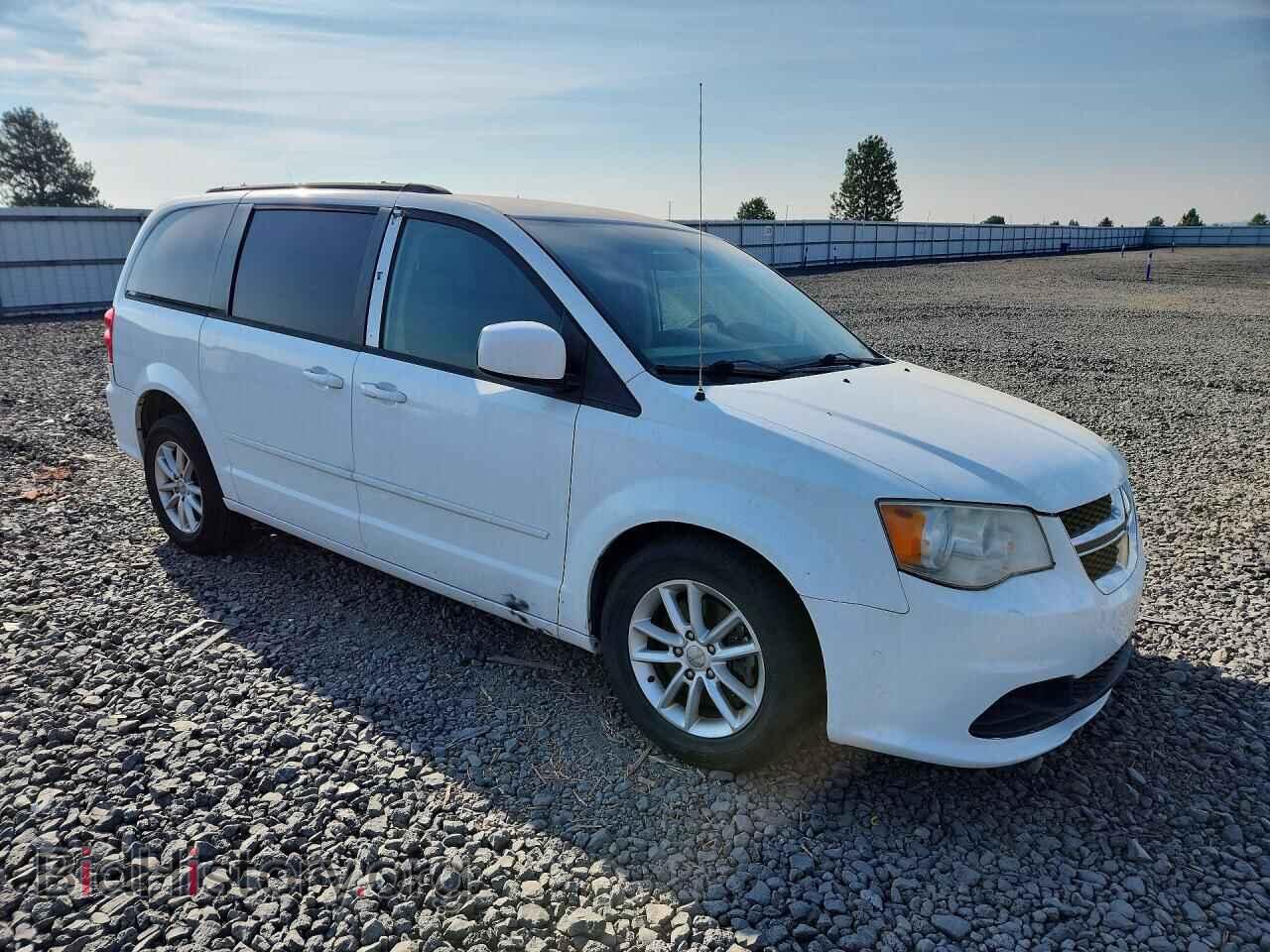 2014 DODGE CARAVAN - VIN: 2C4RDGCG1ER347475 - Photo 4
