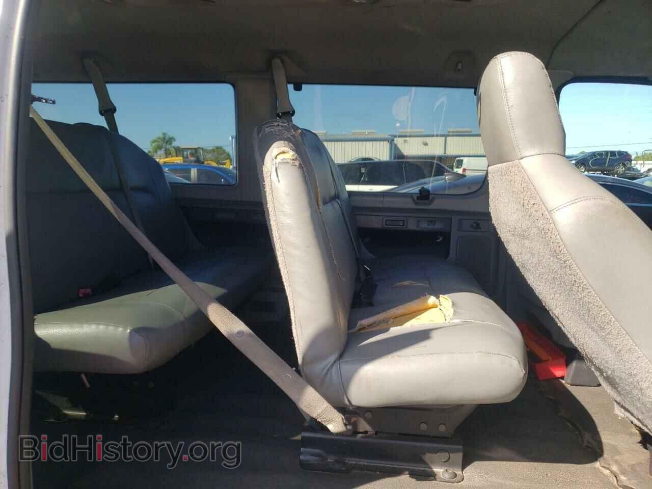 2010 FORD ECONOLINE - VIN: 1FBSS3BL3ADA18180 - Фото 6
