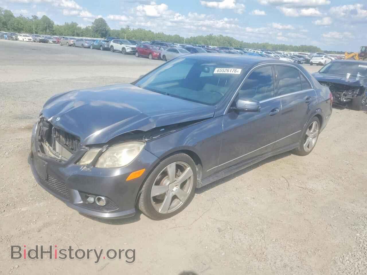 Photo WDDHF8HB2AA227486 - MERCEDES-BENZ E-CLASS 2010