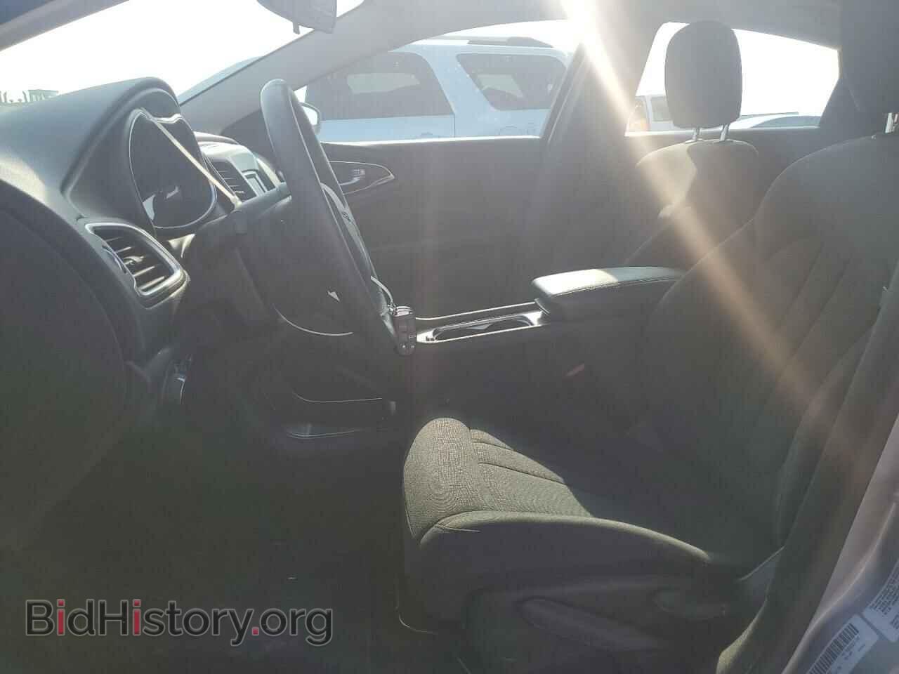 2015 CHRYSLER 200 - VIN: 1C3CCCAB0FN737981 - Фото 7