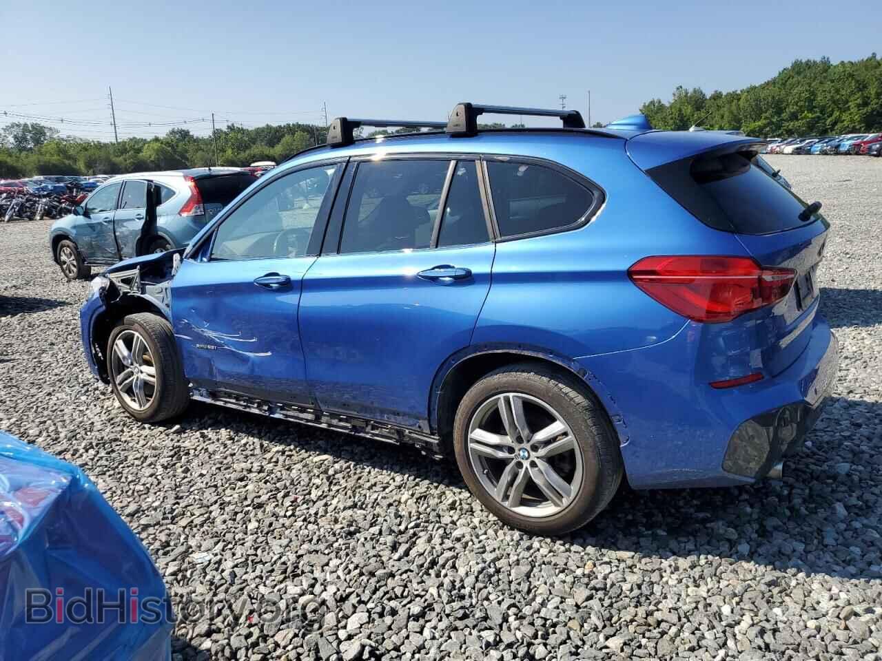 2017 BMW X1 - VIN: WBXHT3C31H5F81093 - Фото 2