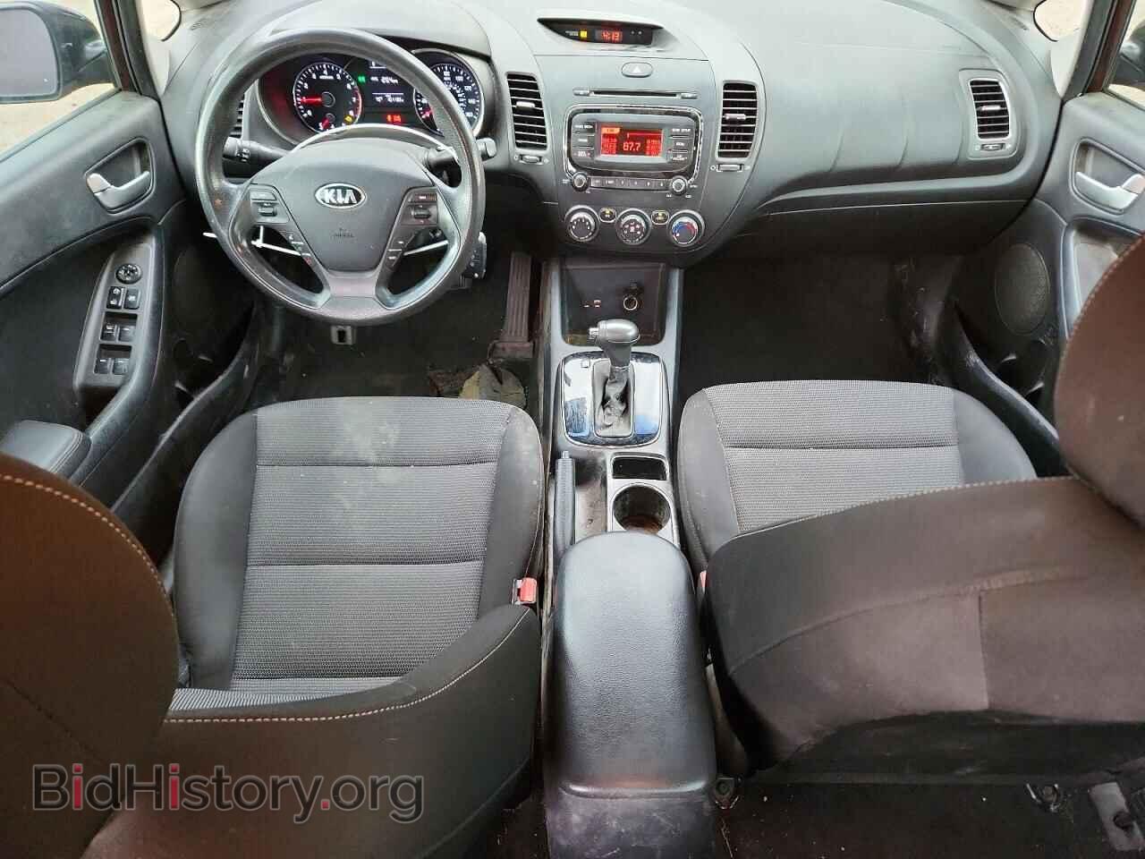 2017 KIA FORTE - VIN: 3KPFK4A78HE083641 - Photo 8