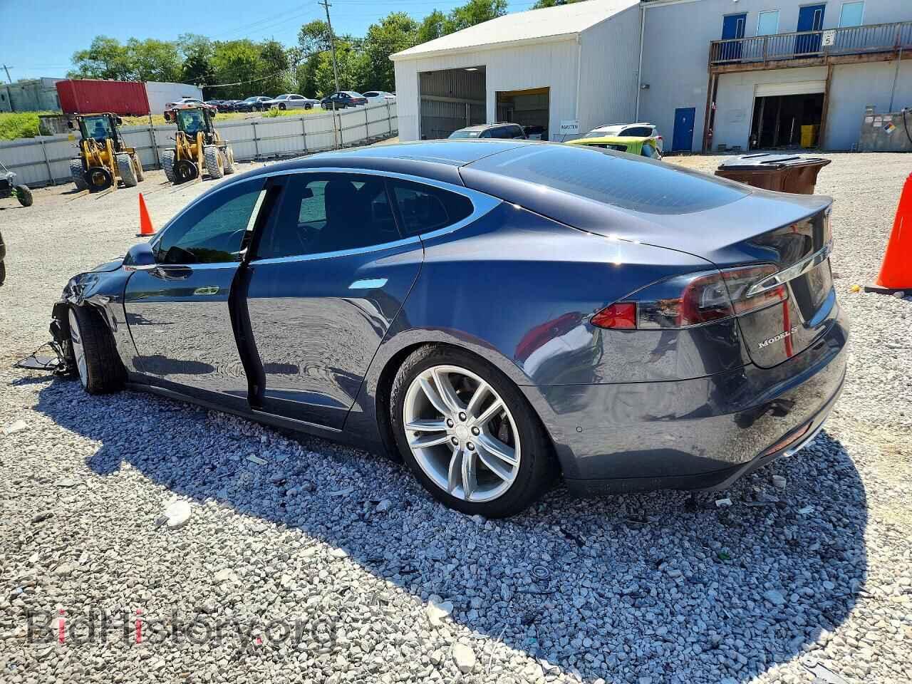 2015 TESLA MODEL S - VIN: 5YJSA1H29FF096447 - Photo 2