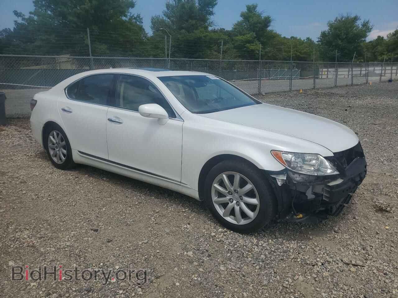 2008 LEXUS LS460 - VIN: JTHBL46F385071984 - Photo 4