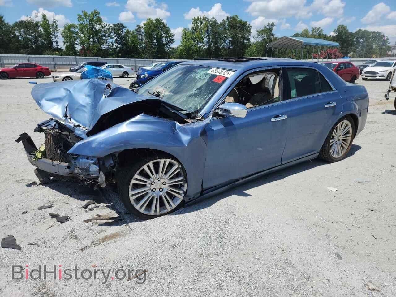 Photo 2C3CA6CT2BH595357 - CHRYSLER 300 2011