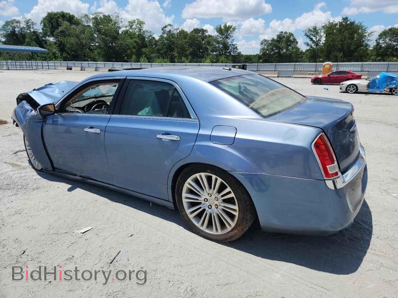 2011 CHRYSLER 300 - VIN: 2C3CA6CT2BH595357 - Фото 2