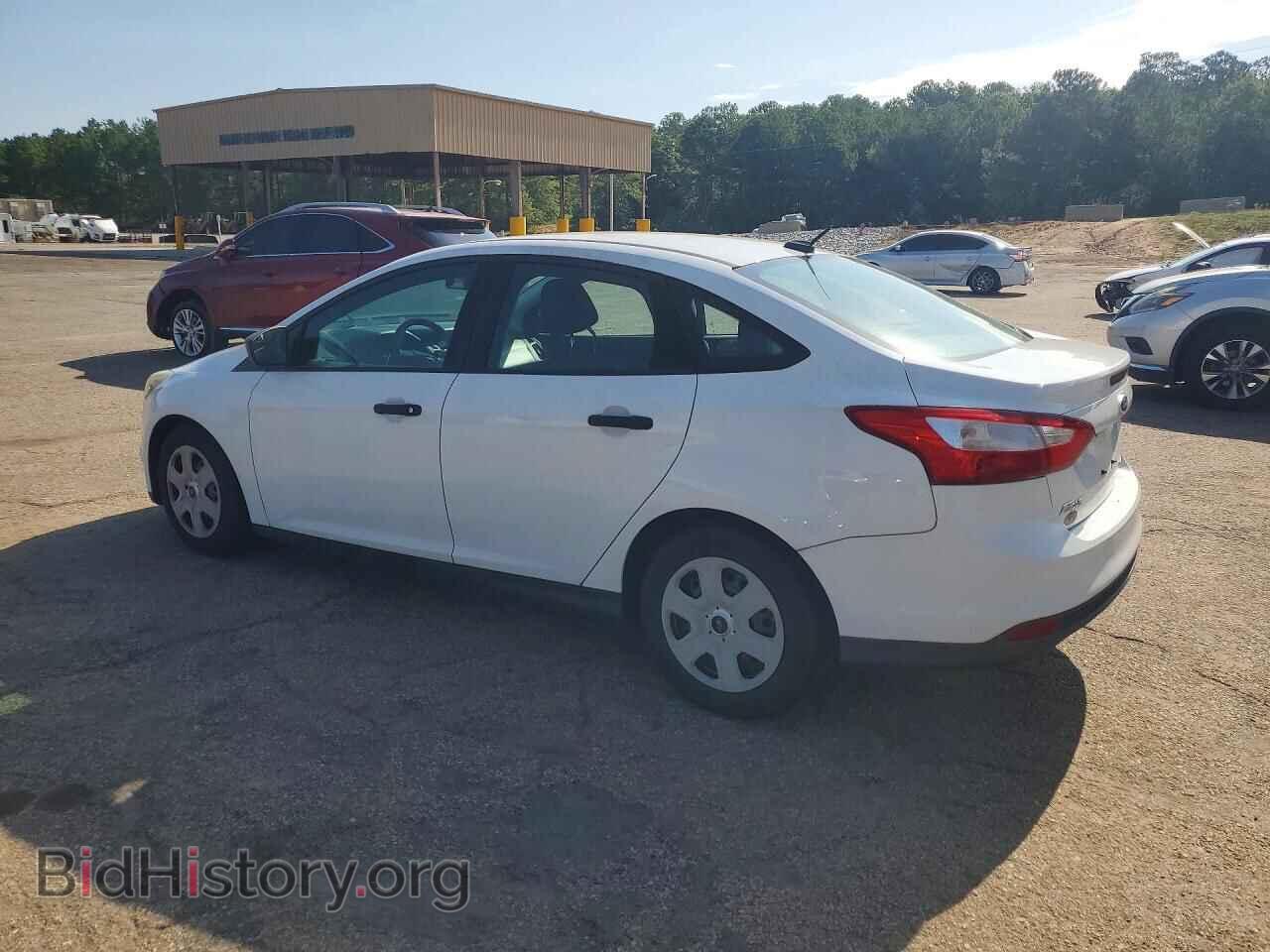 2014 FORD FOCUS - VIN: 1FADP3E26EL272329 - Photo 2