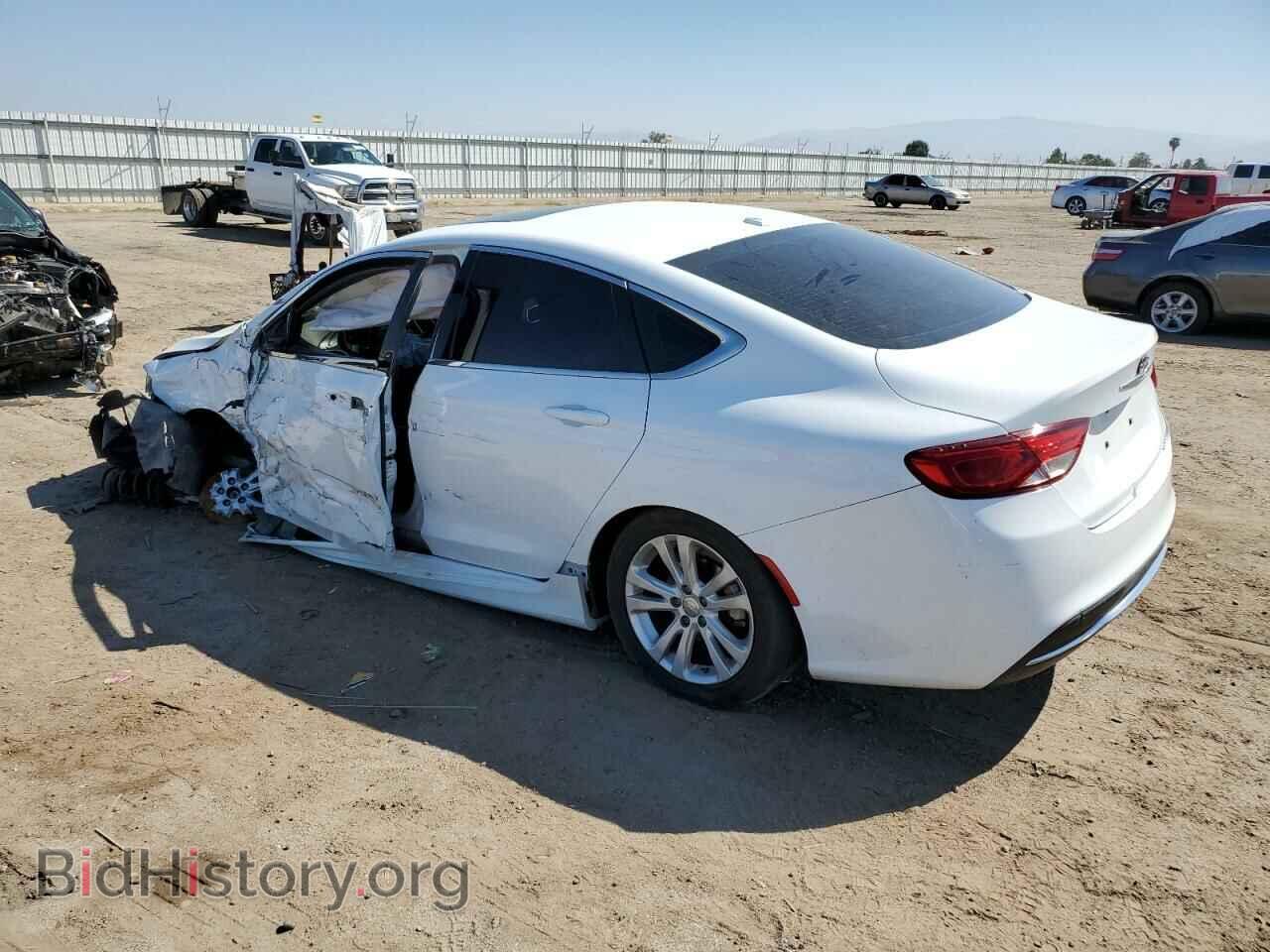 2015 CHRYSLER 200 - VIN: 1C3CCCAB9FN637460 - Фото 2
