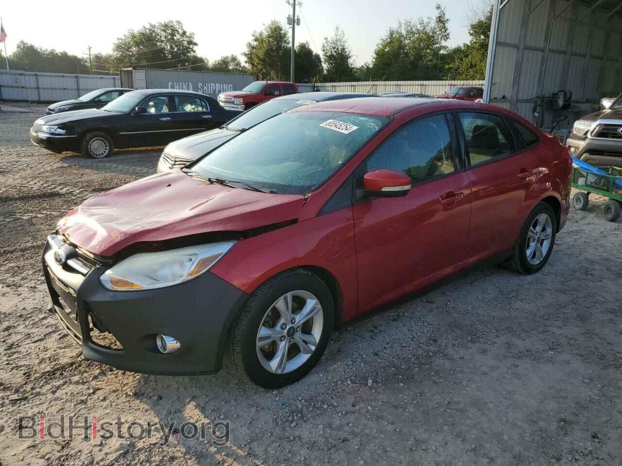 Photo 1FAHP3F29CL446665 - FORD FOCUS 2012
