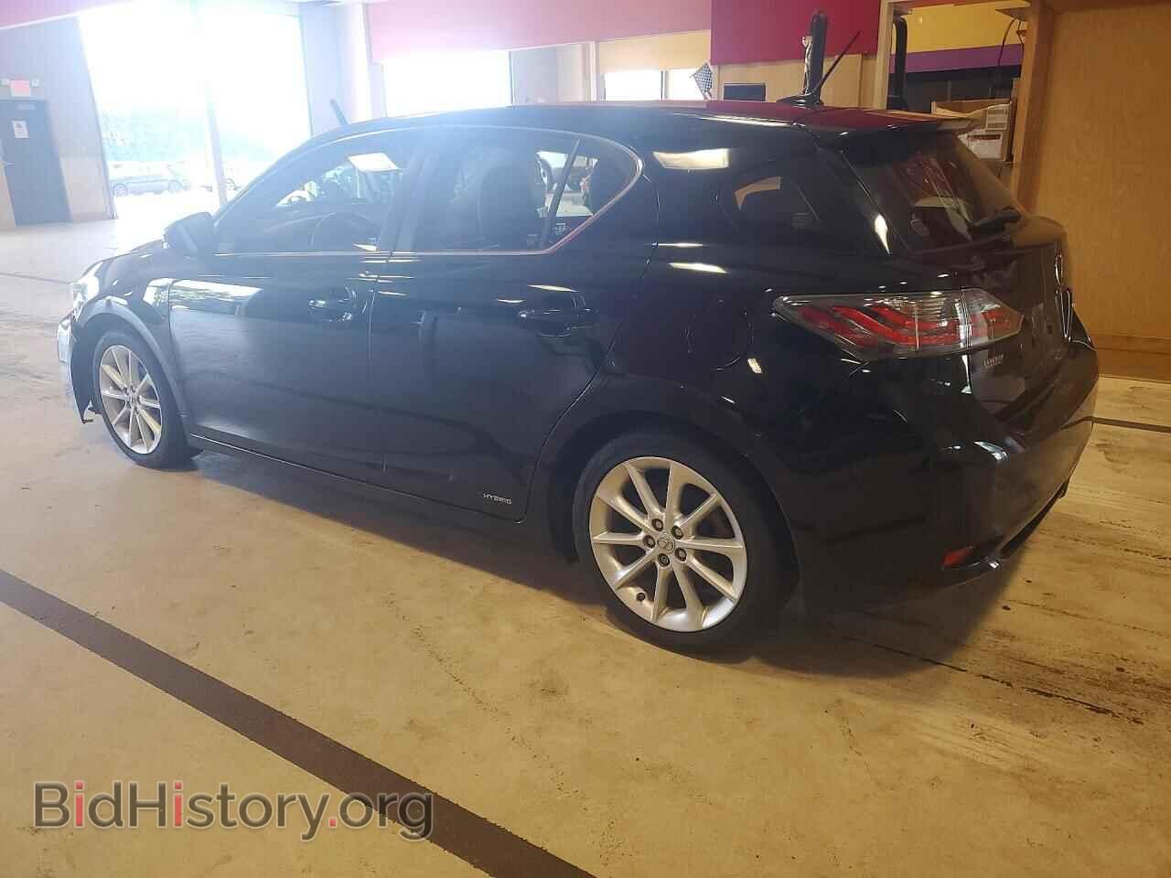 2013 LEXUS CT 200 - VIN: JTHKD5BH3D2172691 - Photo 2