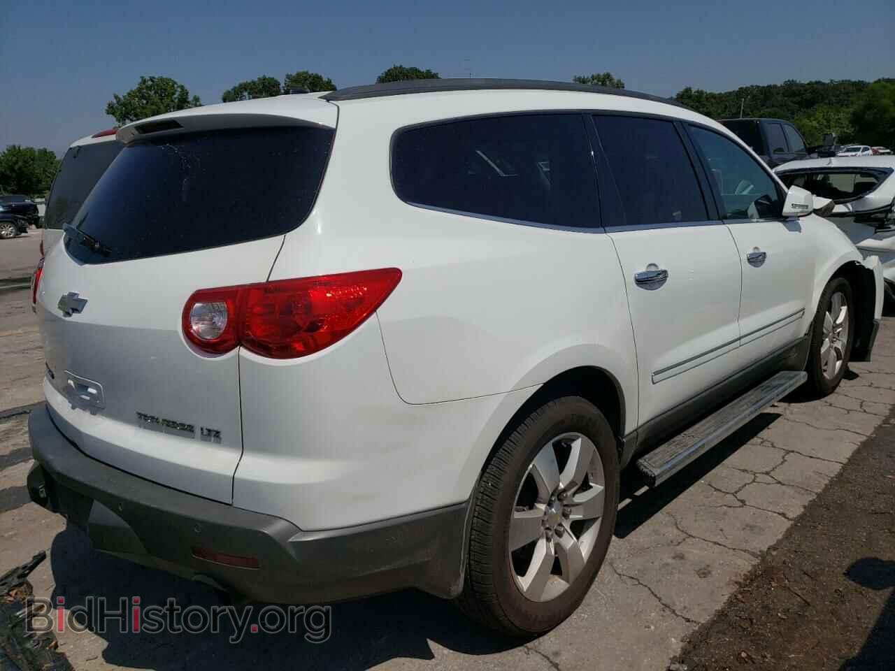 2009 CHEVROLET TRAVERSE - VIN: 1GNEV33D89S110729 - Фото 3
