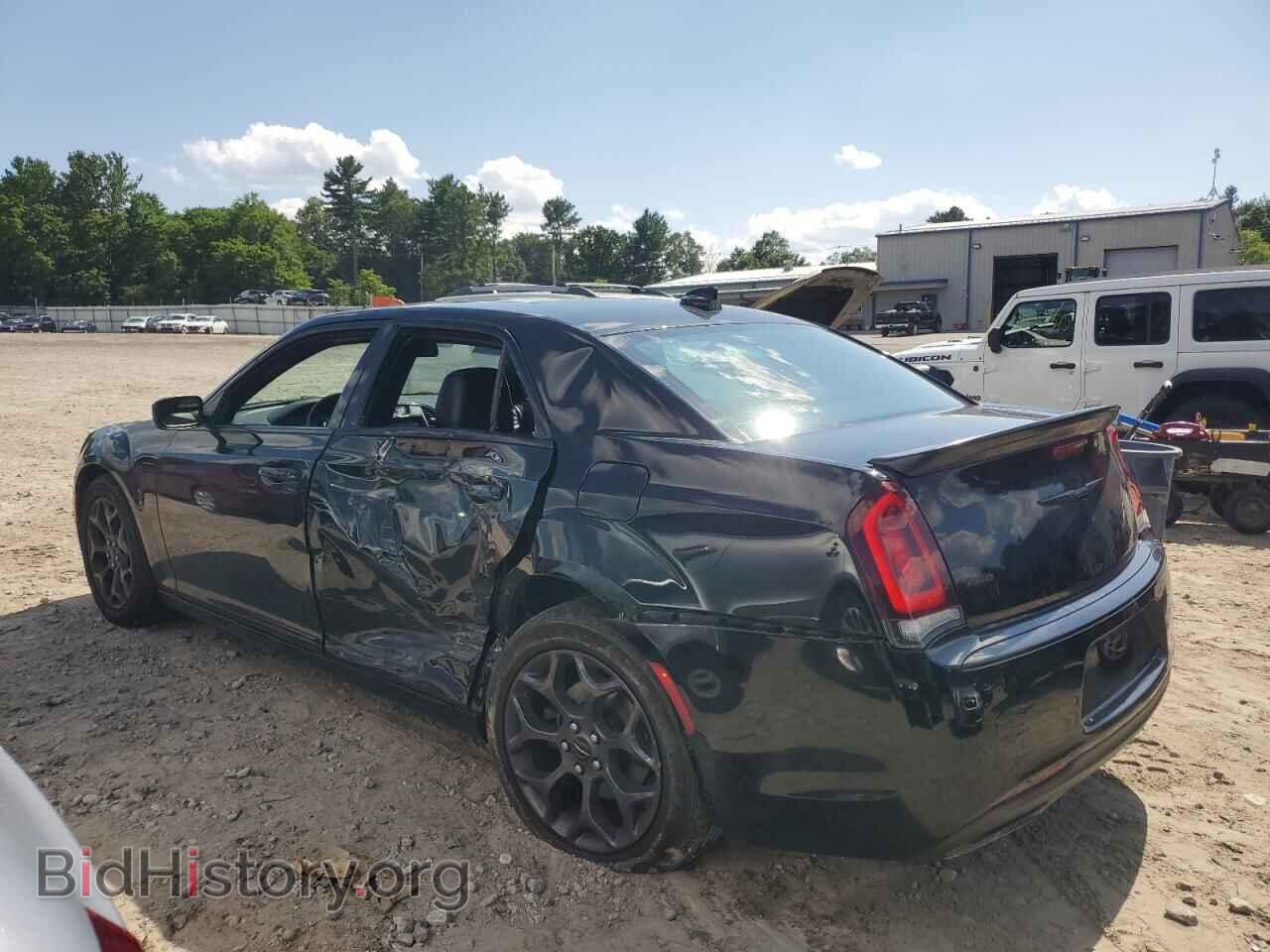 2017 CHRYSLER 300 - VIN: 2C3CCAGG4HH550083 - Фото 2