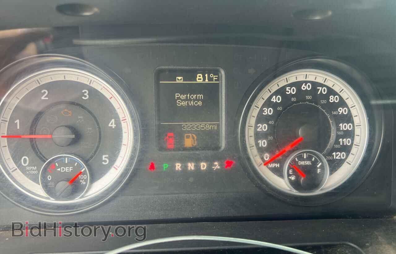 2014 RAM All Models - VIN: 3C63RRGL1EG134503 - Photo 8
