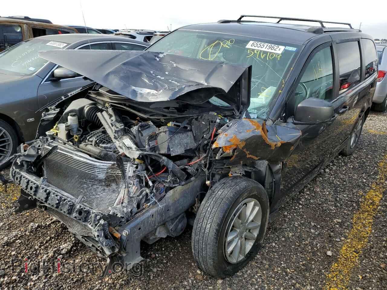 2019 DODGE CARAVAN - VIN: 2C4RDGCGXKR596109 - Фото 2