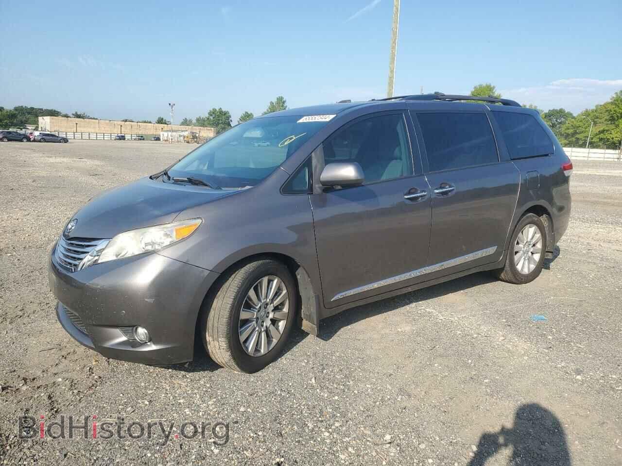 Photo 5TDYK3DC0BS091208 - TOYOTA All Models 2011