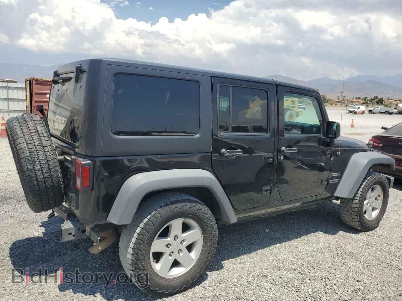 2017 JEEP WRANGLER - VIN: 1C4BJWDG3HL663010 - Фото 3