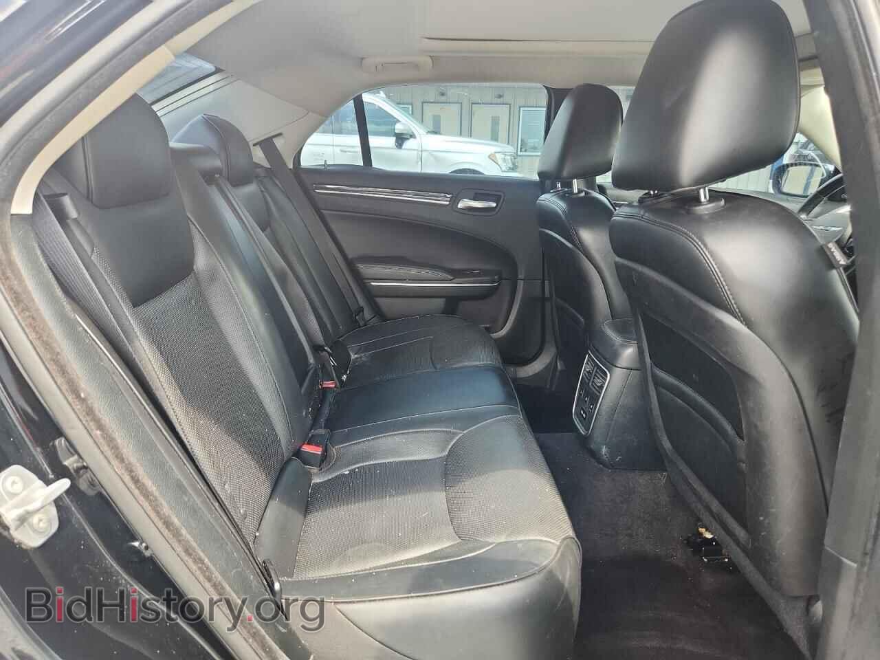 2016 CHRYSLER 300 - VIN: 2C3CCAEG3GH334226 - Фото 10