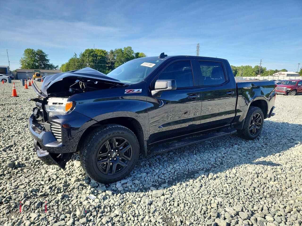 Photo 1GCUDEED7RZ374483 - CHEVROLET SILVERADO 2024