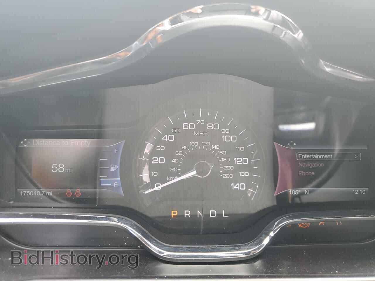 2017 LINCOLN MKT - VIN: 2LMHJ5NK9HBL00749 - Фото 9