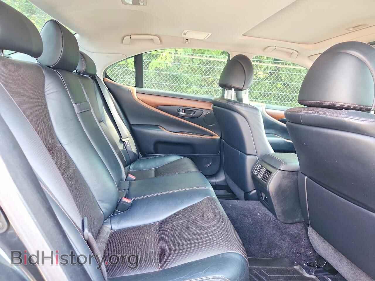 2011 LEXUS LS460 - VIN: JTHBL5EF7B5102247 - Photo 10