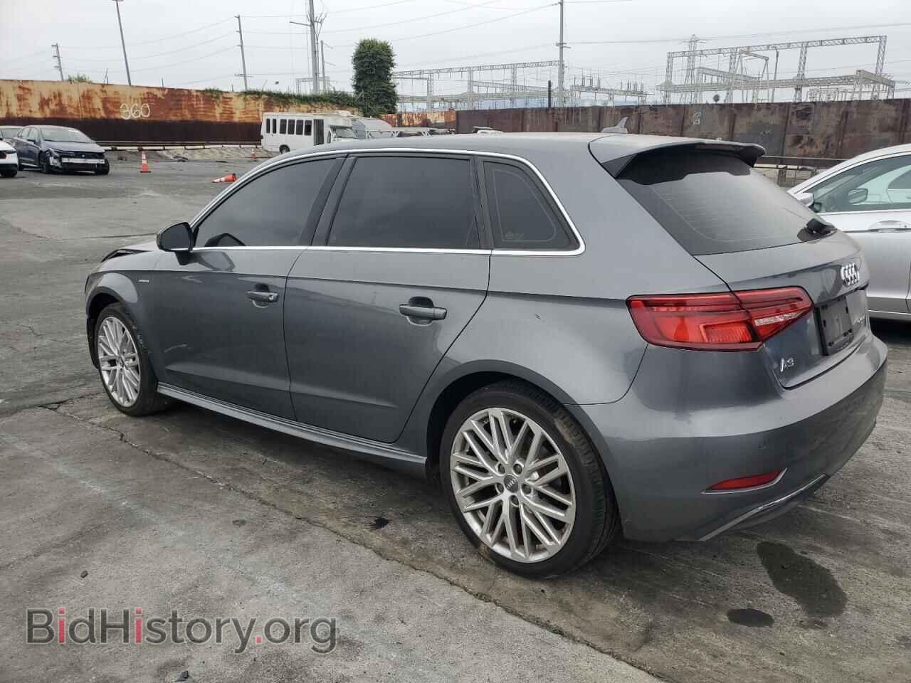 2018 AUDI A3 - VIN: WAUTPBFF5JA090027 - Фото 2