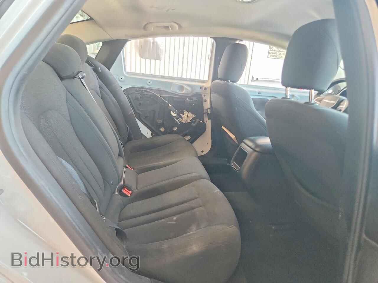 2017 CHRYSLER 200 - VIN: 1C3CCCFB1HN500962 - Photo 10