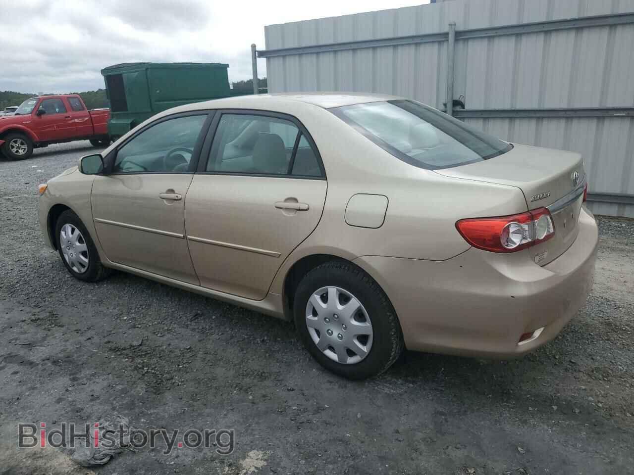 2011 TOYOTA COROLLA - VIN: 2T1BU4EE2BC714195 - Фото 2